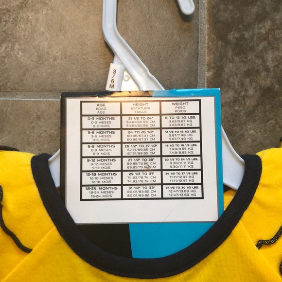 University of Michigan 2pc creeper set NWT size 3/6 months - Picture 4 of 5